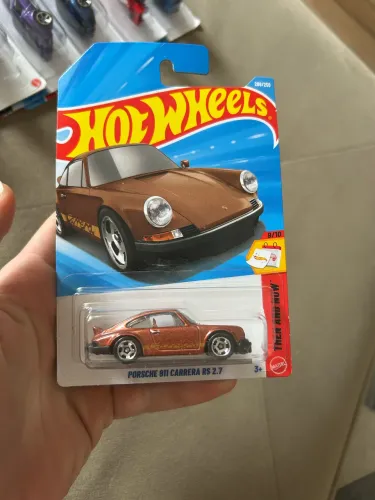 Hot Wheels Porsche 911 Carrera RS 2.7