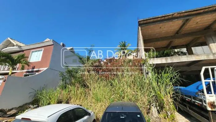 VENDE EM VILA VALQUEIRE - CONDOMÍNIO VALE DAS ACÁCIAS IMPERIAL - TERRENO COM 250m2