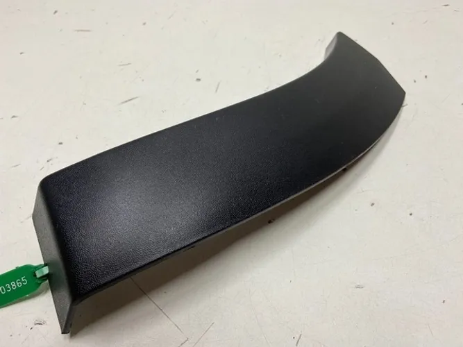 Moldura Parachoque Traseiro Esquerdo Vw Saveiro 2009 A 2016