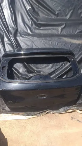 Tampa traseira Ford Ka 2015 c\detalhes