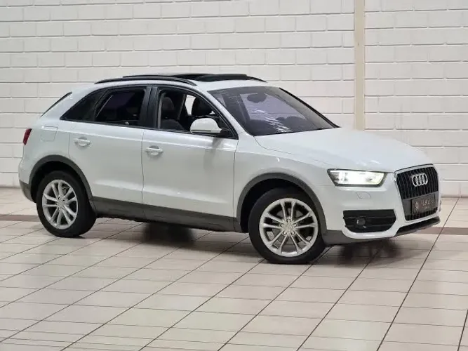 Audi Q3 2.0 2014 para retirada de peças.
