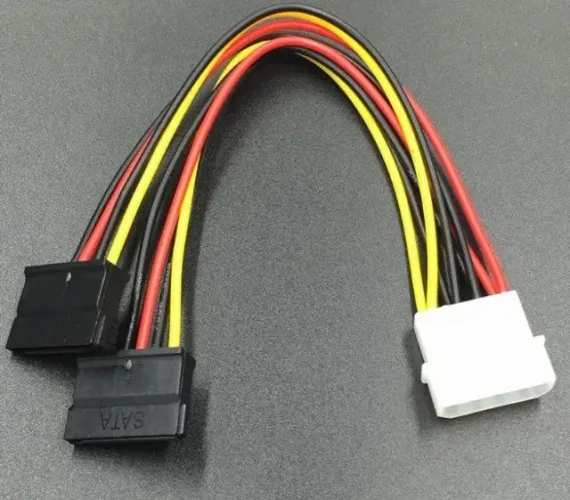 Molex para 2 saidas Sata - Novo Lacrado