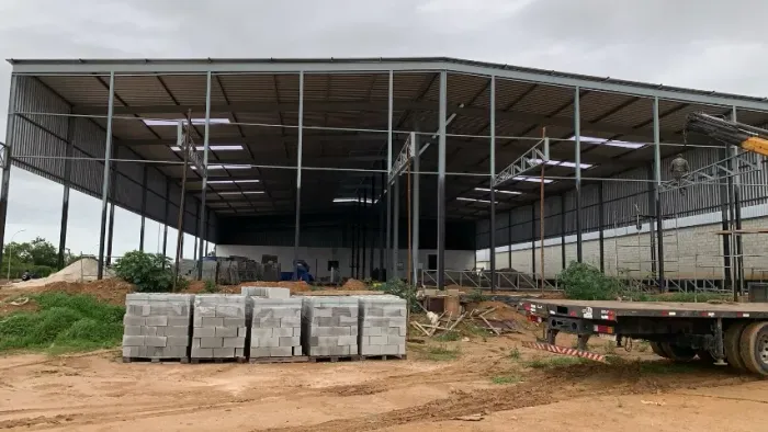 Galpões para locação com 3.160m² e 1800m² em Vitória da Conquista