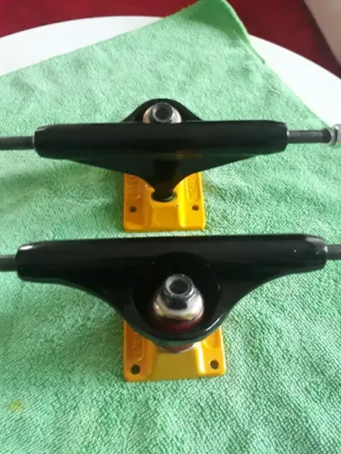 Vendo truck independent importado USA em estado de novo