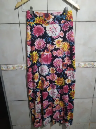 Saia cumprida de viscose 