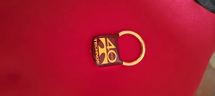 Chaveiro Techno 40 Anos