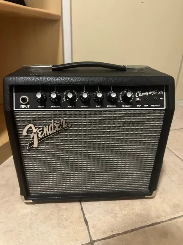 Amplificador Fender Champion 20 - Em perfeito estado.