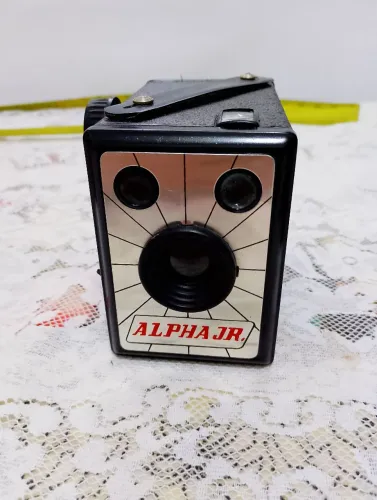 Câmera Antiga Alpha Jr.
