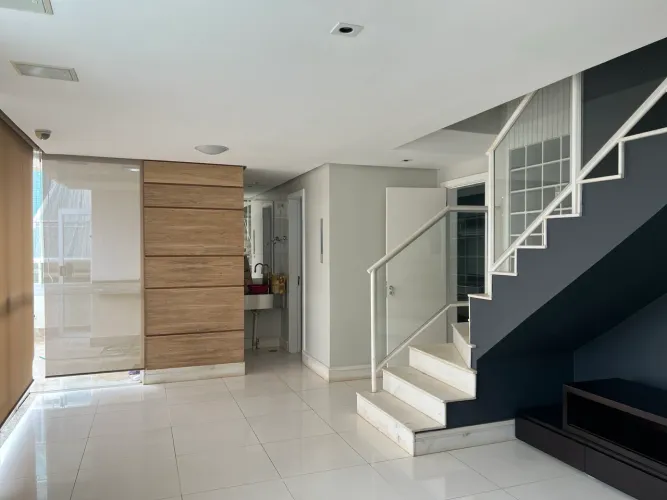 Cobertura duplex em Águas Claras 