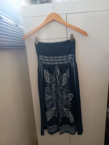 Saia Azul e branco 