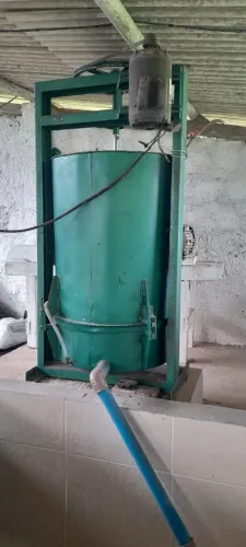 Máquina industrial para extração de fécula de mandioca