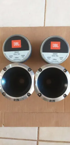 DRIVER JBL D-250 TRIO (400 WATTS, preço do par+par de cornetas de aluninio JBL)