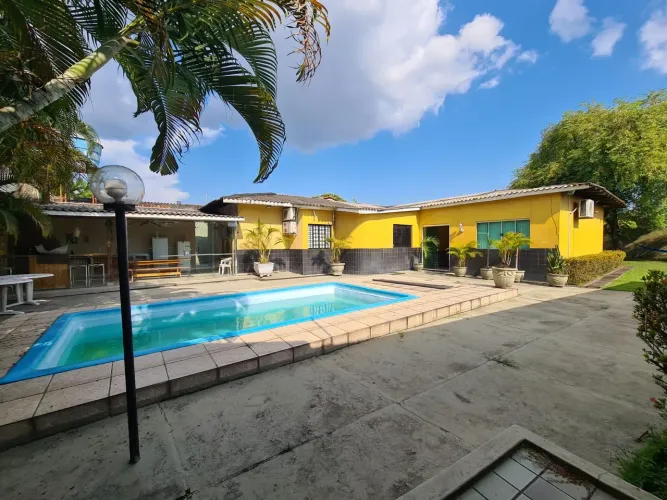 Locação residência com piscina 11 .000,00