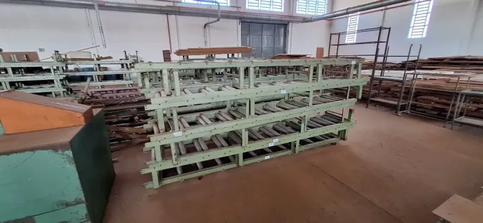 Conjunto de Esteiras de roletes e traferidores para industria.