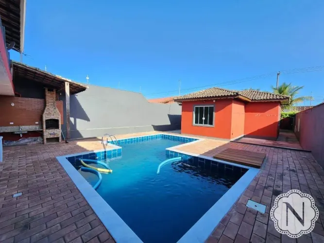 Casa com piscina à venda lado praia - Cibratel II