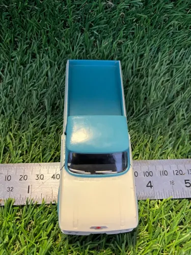 Miniatura Chevrolet C15 - Historia Carros Brasileiros Branco