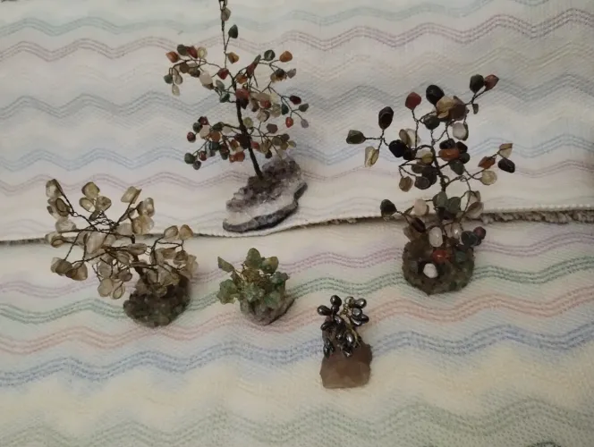 Árvores de Pedras Naturais - Decorativas.