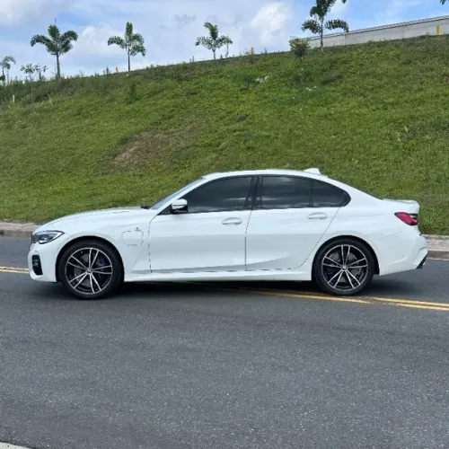 BMW 330E M Sport 2.0 Turbo Híbrido AU 2021