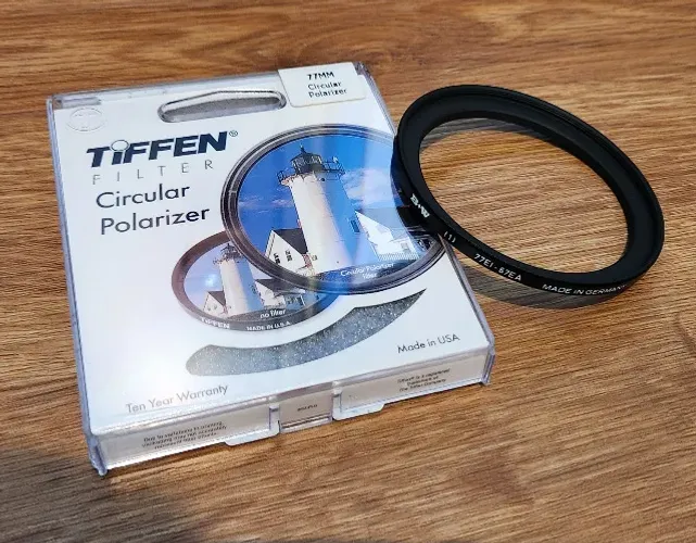 Filtro Polarizador Tiffen 77mm Circular Polarizer 77CP + Adaptador B+W 77EI-67EA