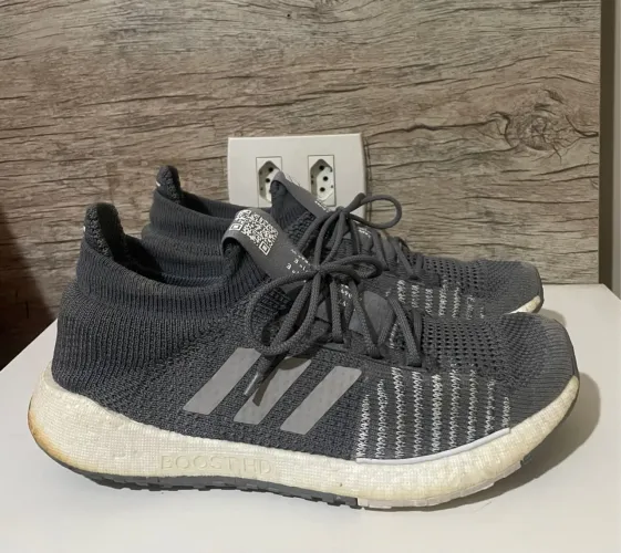 Adidas pulseboost cinza 39