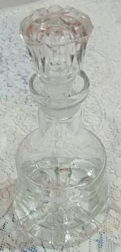 GARRAFA LICOREIRA DE VIDRO + BRINDE