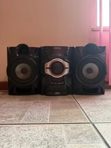 Aparelho de som Sansung | CD, USB, rádio