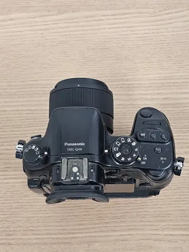 Câmera Panasonic Lumix GH4 - DSLR ** leia a descrição **