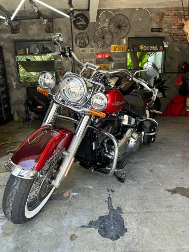 HARLEY DELUXE 2018 ÚNICO DONO - ZERADA. COM VÁRIOS OPCIONAIS ORIGINAIS DE FÁBRICA 