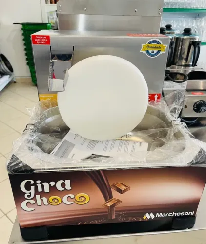 MB Máquina de Chocolate Gira Chocó