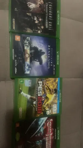 Jogo Xbox one (cada um 50 reais) 
