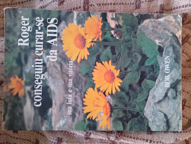 Livro Roger conseguiu se curar da AIDS