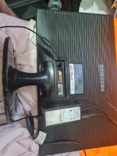 Monitor Samsung 19 polegadas