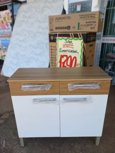 Armário Organizador com Design Moderno