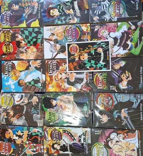 Mangás Demon Slayer. Volume do 7 ao 11