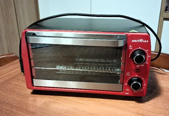 Forno Elétrica 10 litros BFE10V 220V Britânia