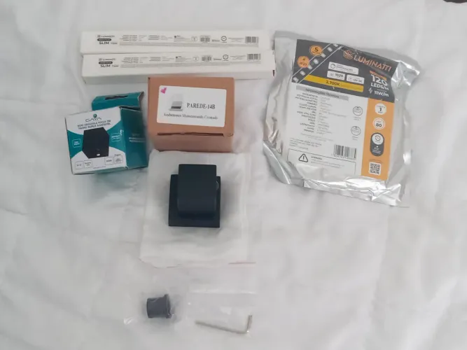 Kit Iluminação + Kit Com 2 Acabamentos para Registro de Pressão e Gaveta