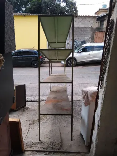 Prateleiras de Metal para Loja Estruturada Antigus 