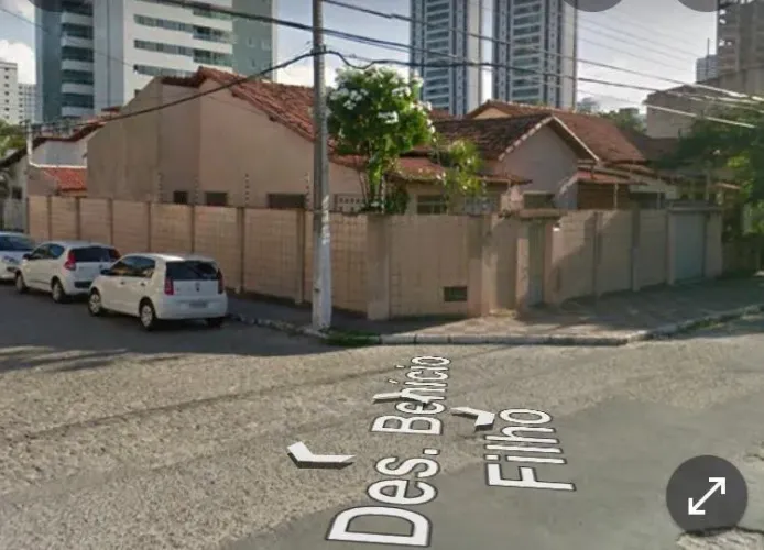 Casa em Petrópolis com 3 quartos sendo 1 suíte