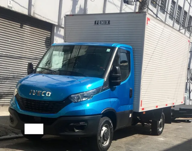 Iveco daily 35s14/baú/2019