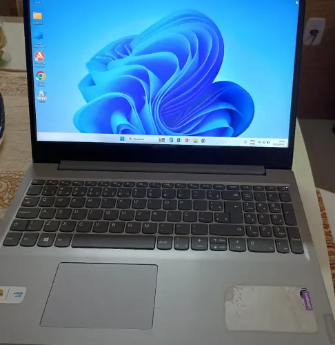 Vendo notebook Lenovo