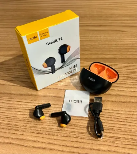 Fone de Ouvido Real Fit F2 ? Preto e Amarelo ? Esportivo ? Novo