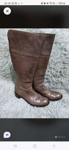 Botas de Couro legítimo Marrom T 35 - Sarah Chofakian 