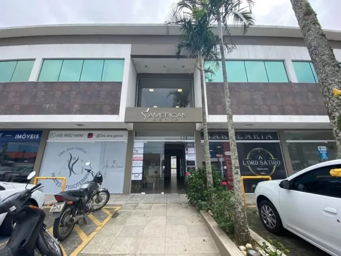 Sala Comercial no Bairro Praia Joao Rosa