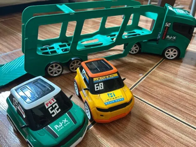 Caminhão cegonheira + dois carros