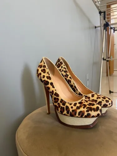 Scarpin Animal Print Plataforma