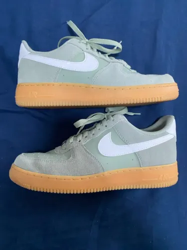 Nike Air Force 1 Low Verde Suede