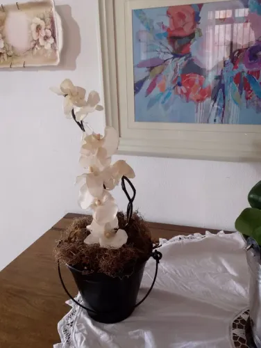 Orquídea Artificial em Vaso Decorativo