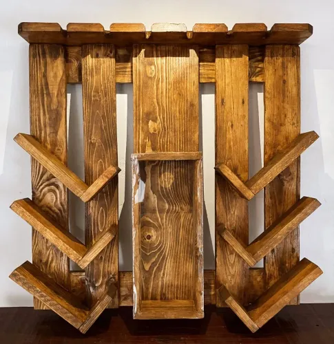 Adega tamanho médio para decoração
