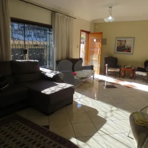 Sobrado com 4 quartos à venda em Cambuci - SP