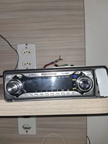 Som automotivo Hbuster